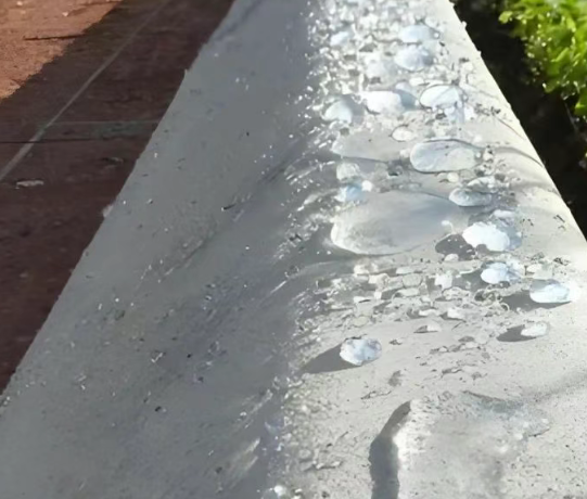 岫岩硅烷浸渍涂料在混凝土保护中的应用